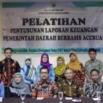 Sekolah Vokasi Mengadakan Pelatihan Penyusunan Laporan Keuangan Pemerintah Daerah Berbasis Accrual